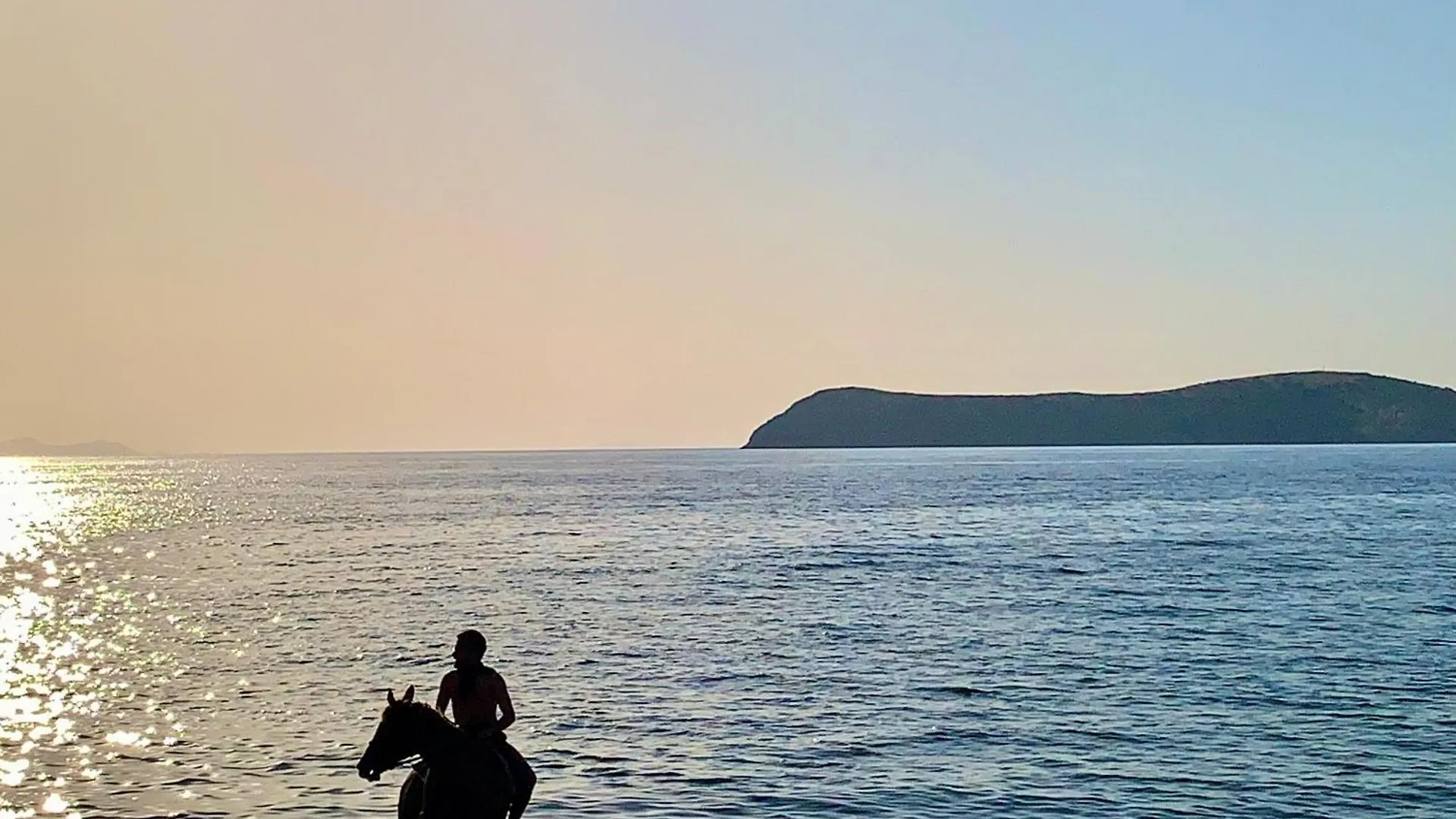 Holiday home Sea Sunset View, Walk To The Beach Gumusluk Turkey